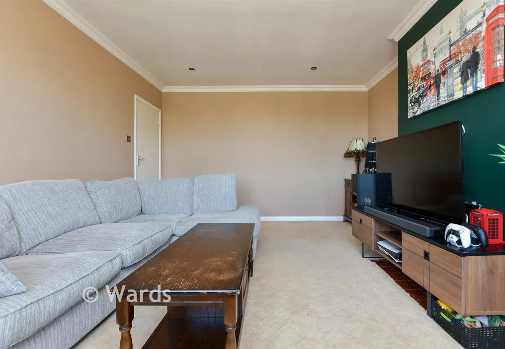 Lounge - Bridgefield Road, Whitstable, Kent - Wards of Kent
