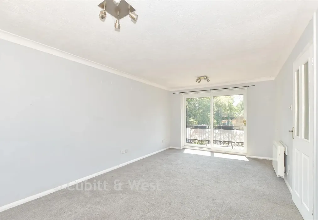 Lounge - Tollwood Park, Crowborough, East Sussex - Wards of Kent