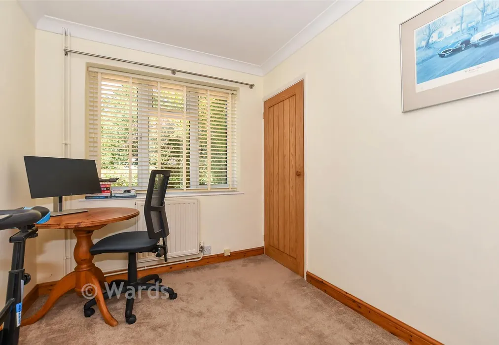 Bedroom 3 - Station Road, Pluckley, Kent - Wards of Kent