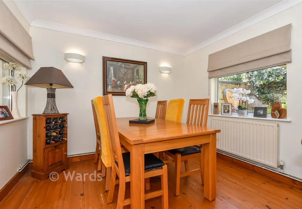 Dining Area - Station Road, Pluckley, Kent - Wards of Kent