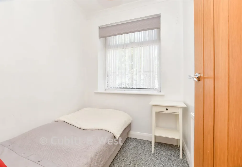 Bedroom 3 - Poulton Avenue, Sutton, Surrey - Wards of Kent