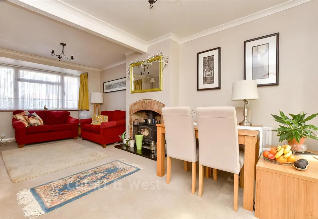 Lounge/Diner - Poulton Avenue, Sutton, Surrey - Wards of Kent
