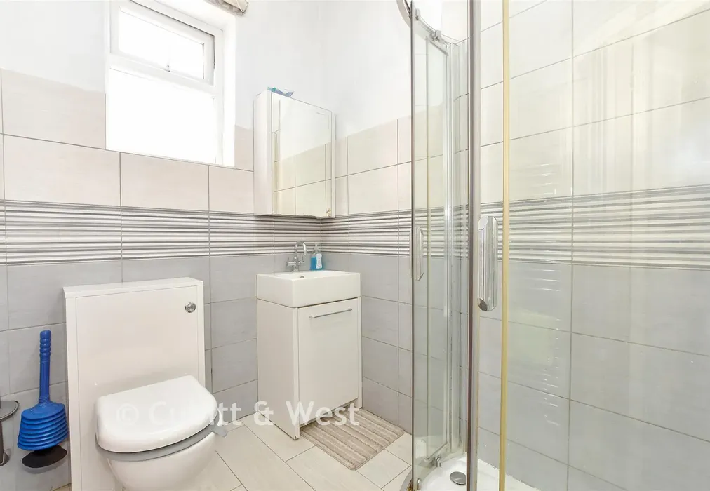 Shower Room - Stamshaw Road, Portsmouth, Hampshire - Wards of Kent