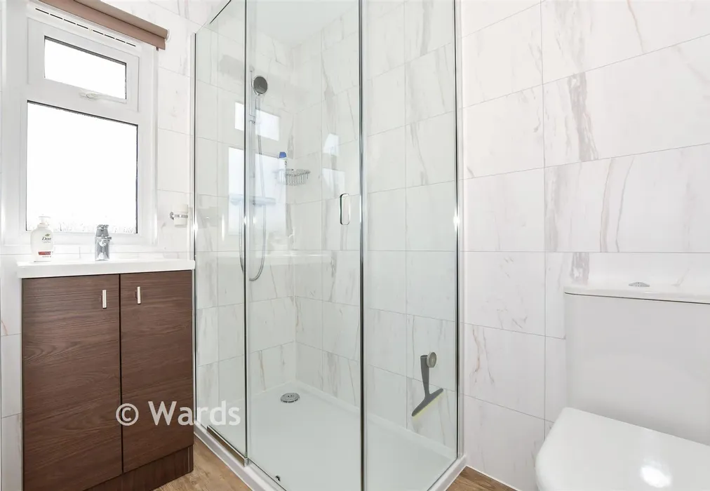 En-Suite Shower Room - Millers Way, Harrietsham, Maidstone, Kent - Wards of Kent