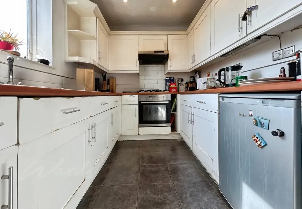 user_edited_photo... - Shipbourne Road Tonbridge TN10 - Wards of Kent