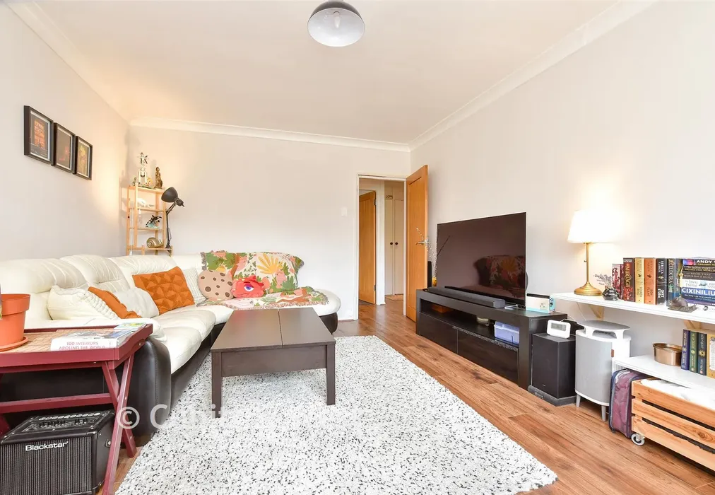 Lounge - Worcester Road, Sutton, Surrey - Wards of Kent