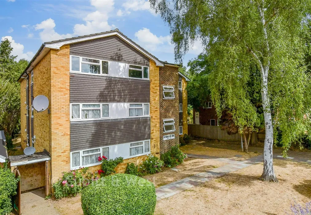 External (Brochure) - Worcester Road, Sutton, Surrey - Wards of Kent