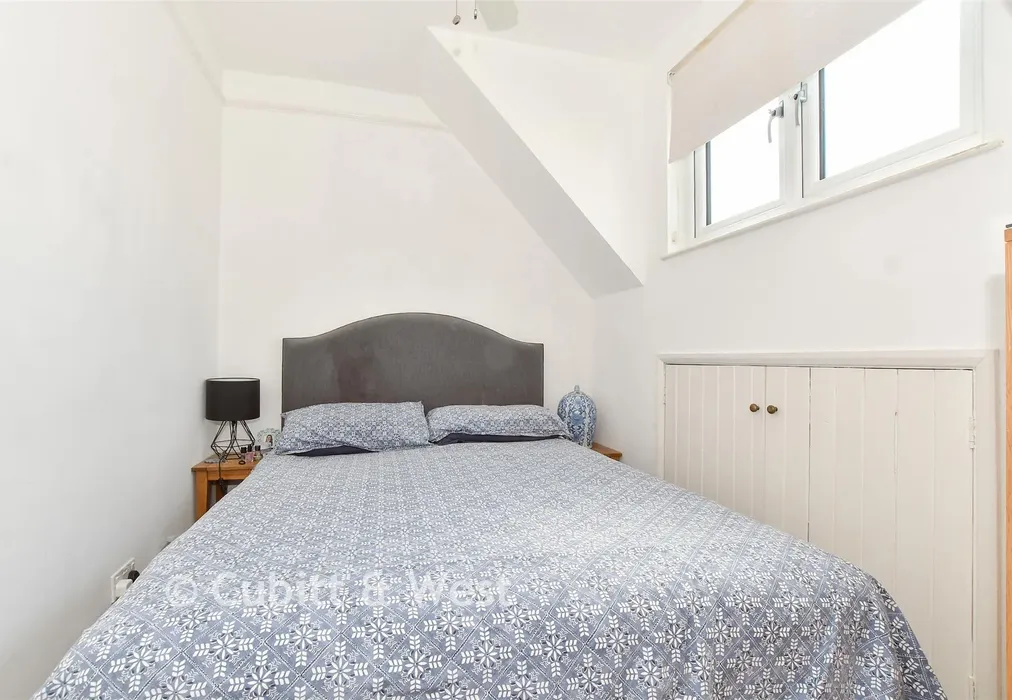 Bedroom 2 - Barnham Road, Eastergate, West Sussex - Wards of Kent