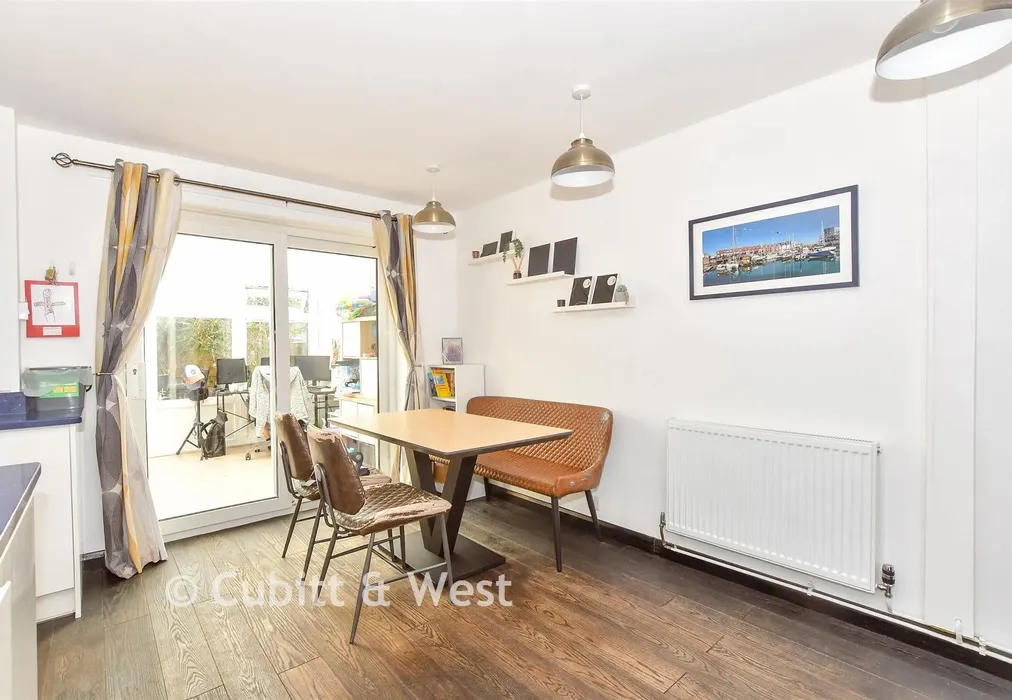 Kitchen/Dining Room - St. Thomas's Court, Portsmouth, Hampshire - Wards of Kent