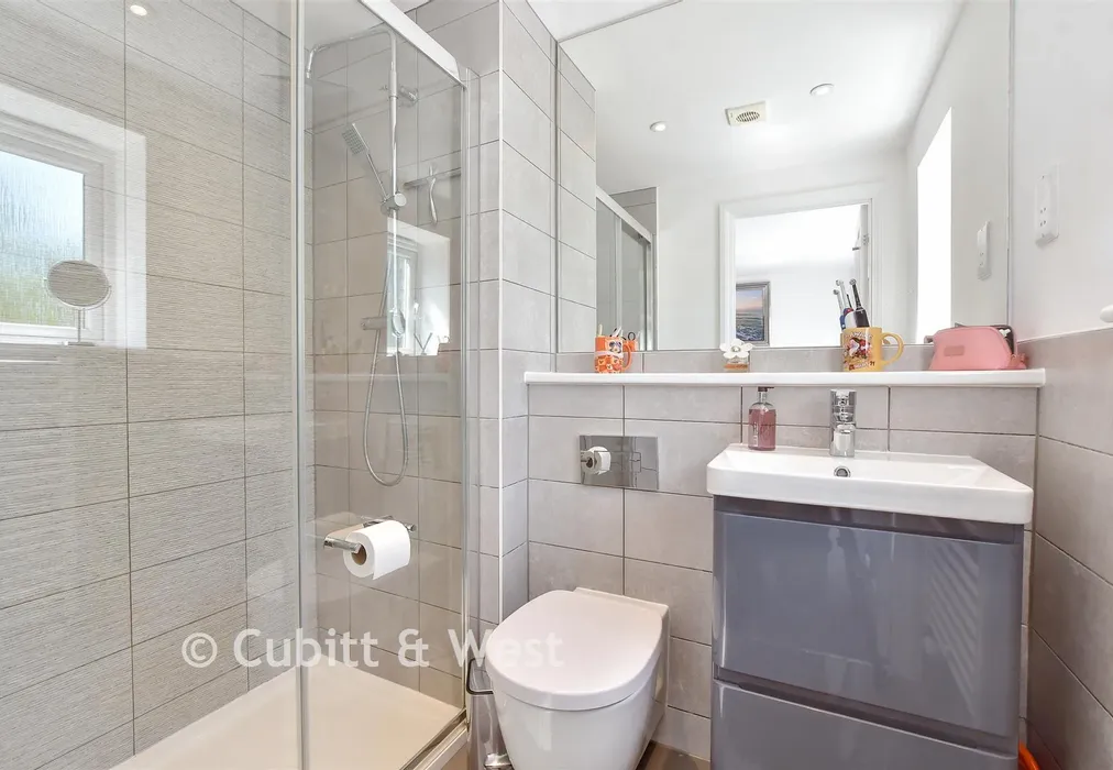 En-Suite Shower Room - Toddington Lane, Littlehampton, West Sussex - Wards of Kent