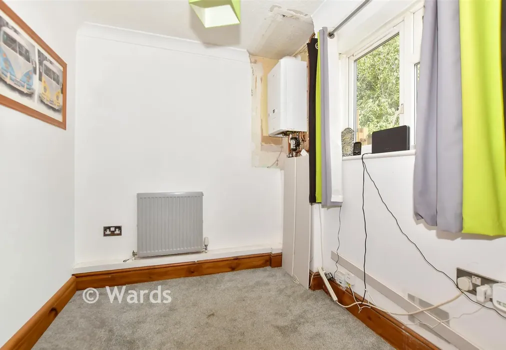 Bedroom 2 - Firs Lane, Cheriton, Folkestone, Kent - Wards of Kent