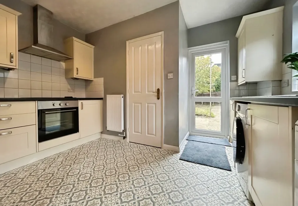 5c357ad6-kitchen - Lucknow Road Paddock Wood TN12 - Wards of Kent