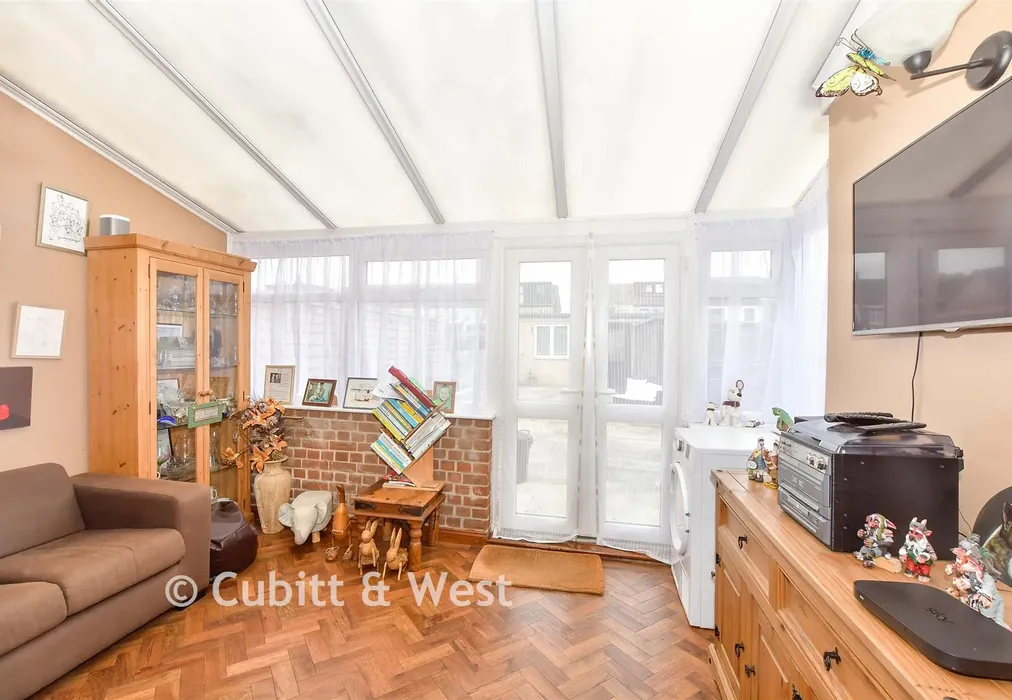 Conservatory - St. Swithun's Road, Portsmouth, Hampshire - Wards of Kent