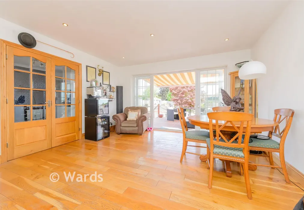 Lounge/Diner - Woodland Close, Longfield, Kent - Wards of Kent