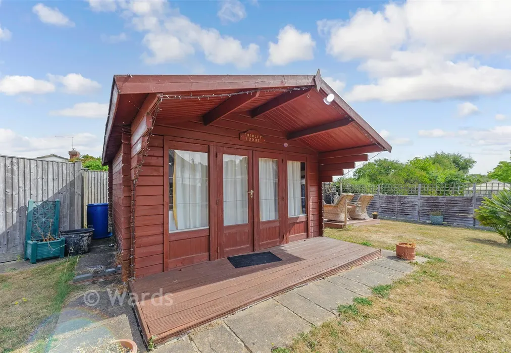 External Feature - Woodland Close, Longfield, Kent - Wards of Kent