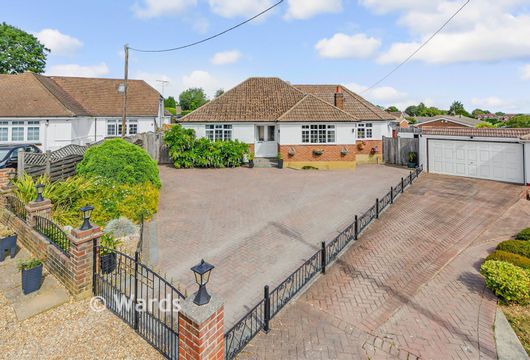 Woodland Close, New Barn, Longfield, Kent - Wards of Kent
