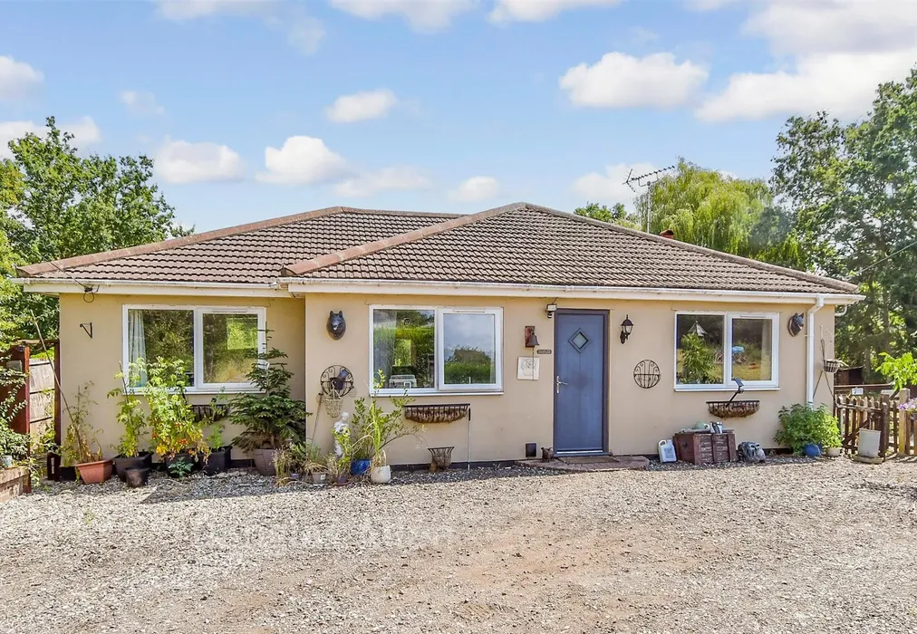 External (Web) - Castledon Road, Downham, Billericay, Essex - Wards of Kent