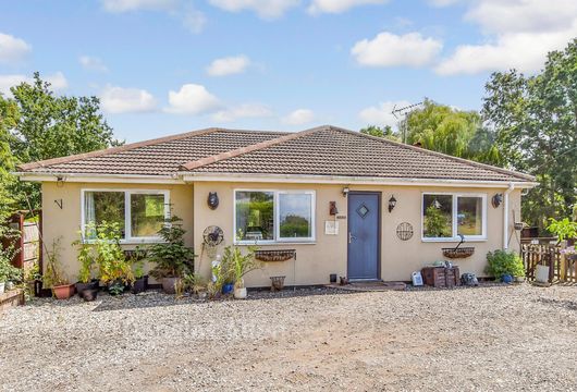 Castledon Road, Downham, Billericay, Essex - Wards of Kent