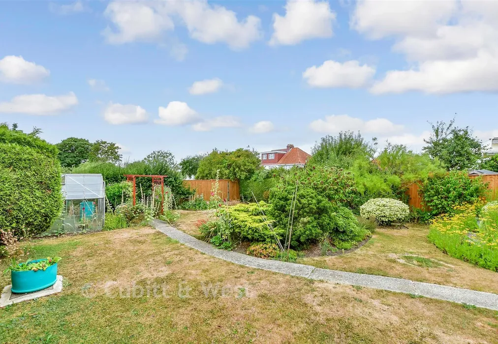Rear Garden - London Road, Widley, Hampshire - Wards of Kent