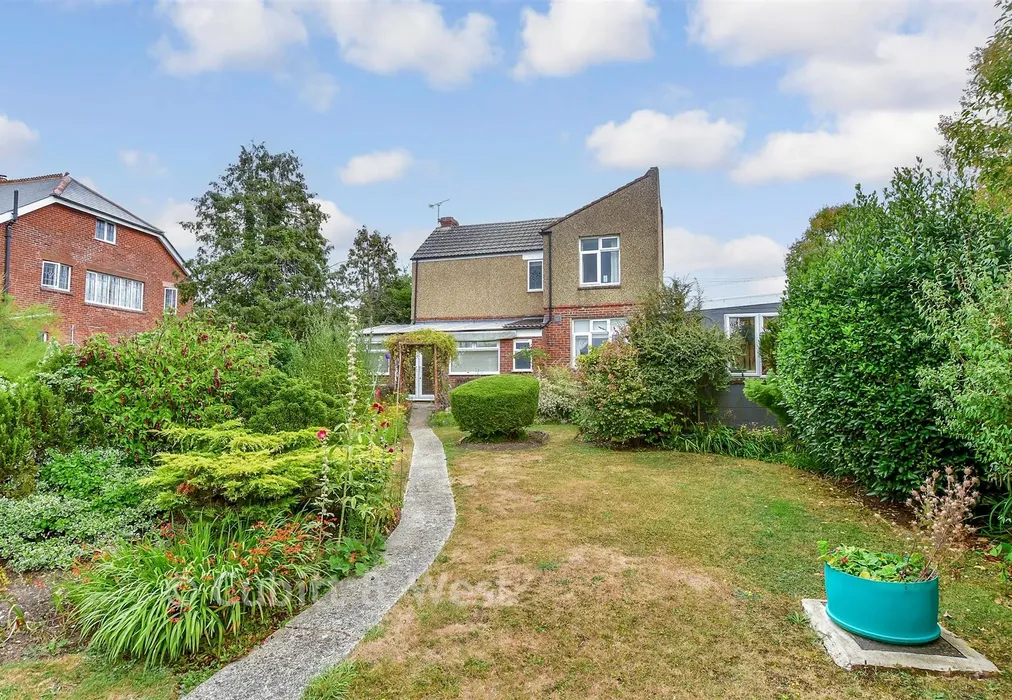 Rear Garden - London Road, Widley, Hampshire - Wards of Kent