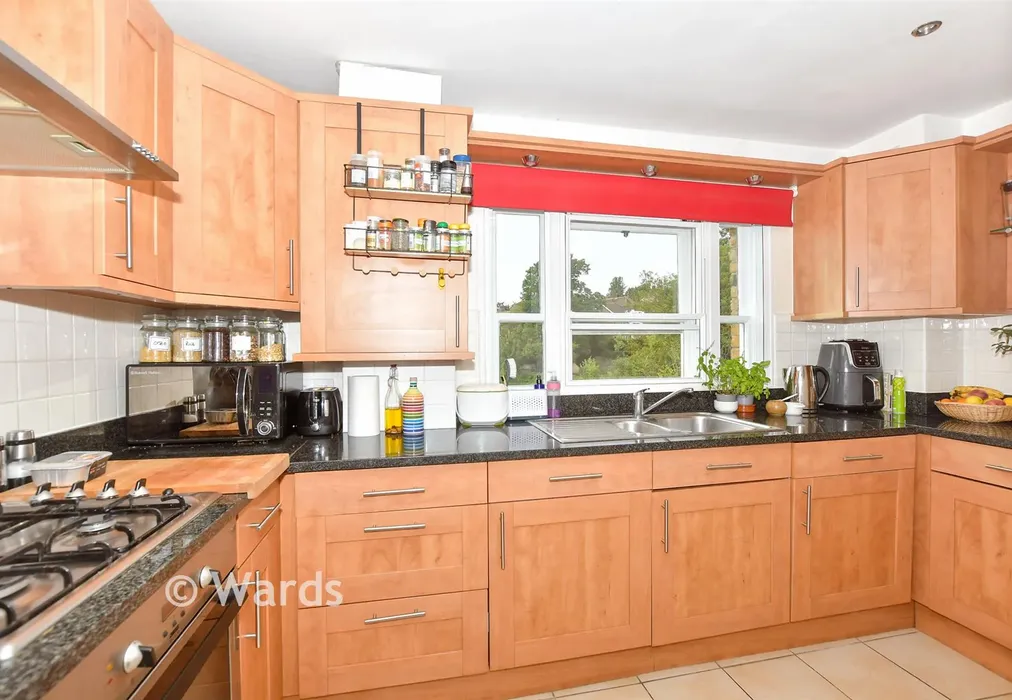 Kitchen - High Street, Hythe, Kent - Wards of Kent