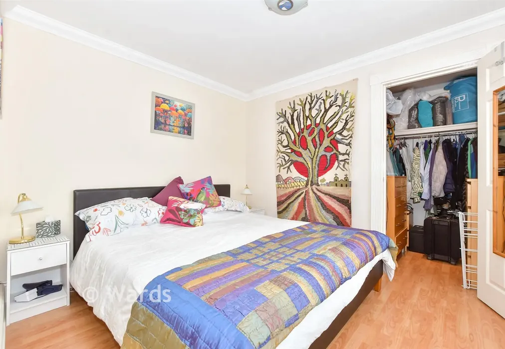 Bedroom - High Street, Hythe, Kent - Wards of Kent