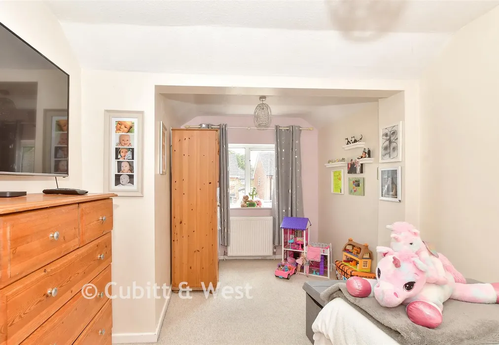 Bedroom 3 - Stafford Road, Langley Green, Crawley, West Sussex - Wards of Kent