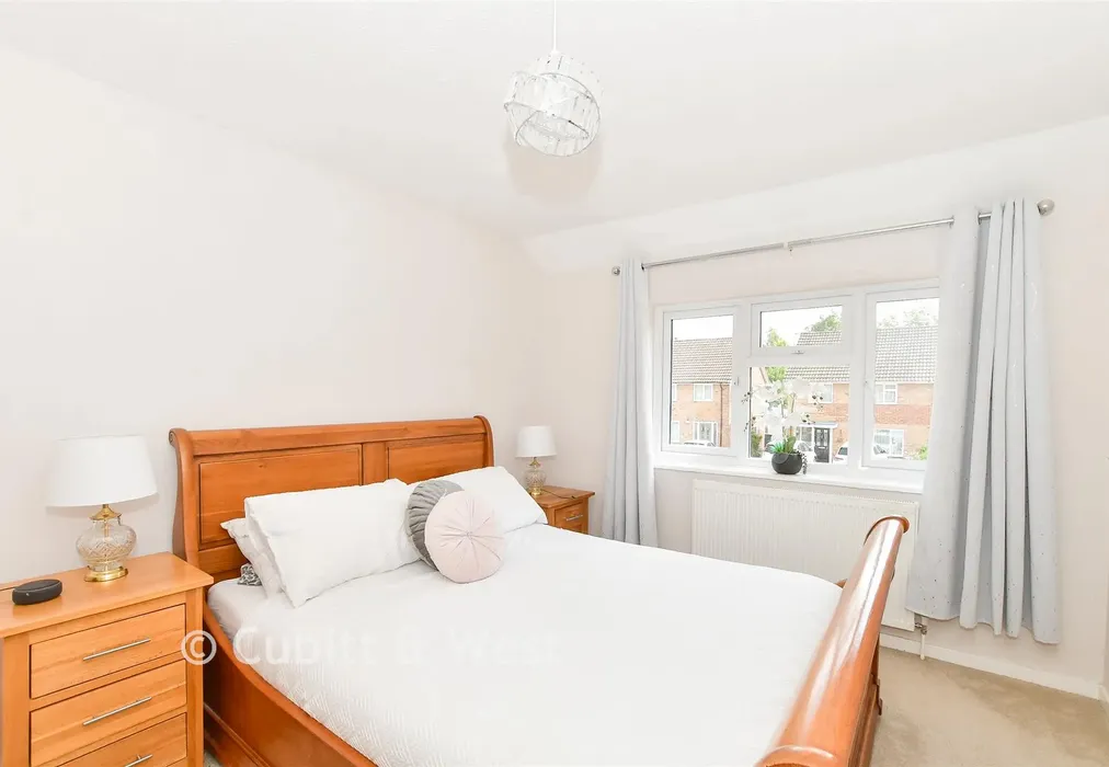 Bedroom 2 - Stafford Road, Langley Green, Crawley, West Sussex - Wards of Kent