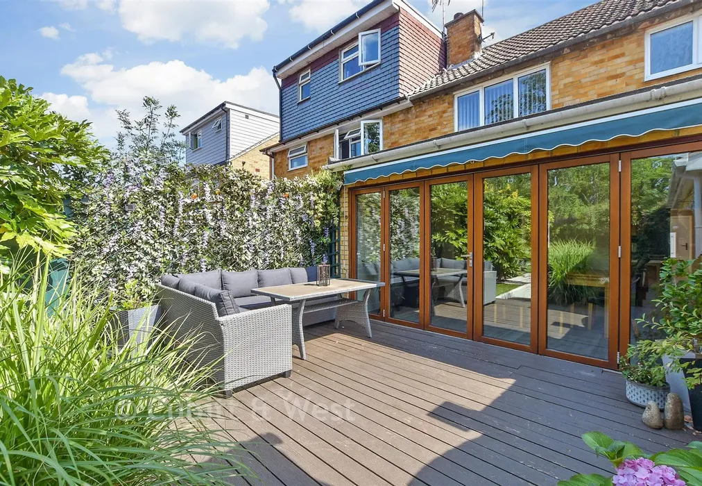 Rear Garden - Stafford Road, Langley Green, Crawley, West Sussex - Wards of Kent