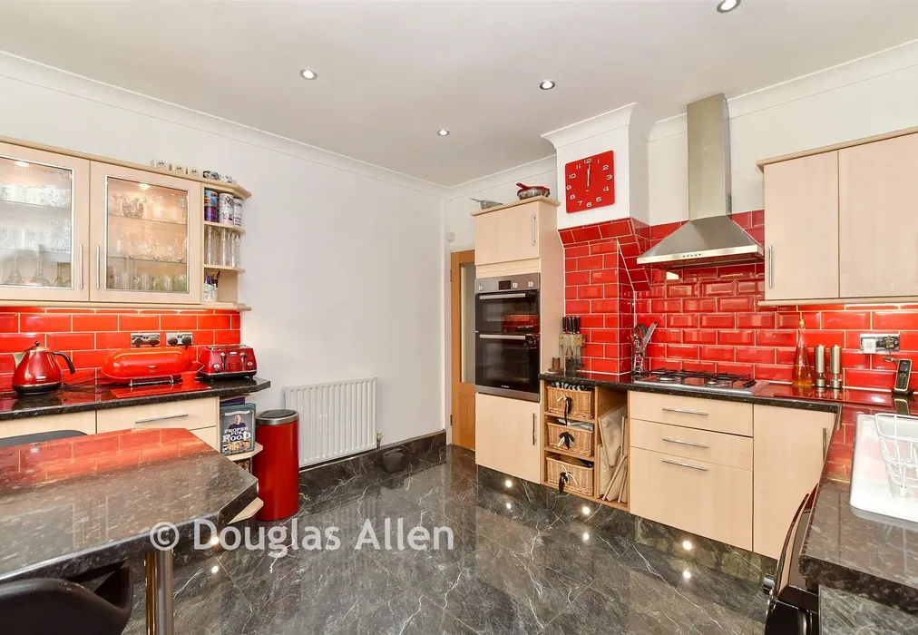 Kitchen - Alfred Gardens, Wickford, Essex - Wards of Kent