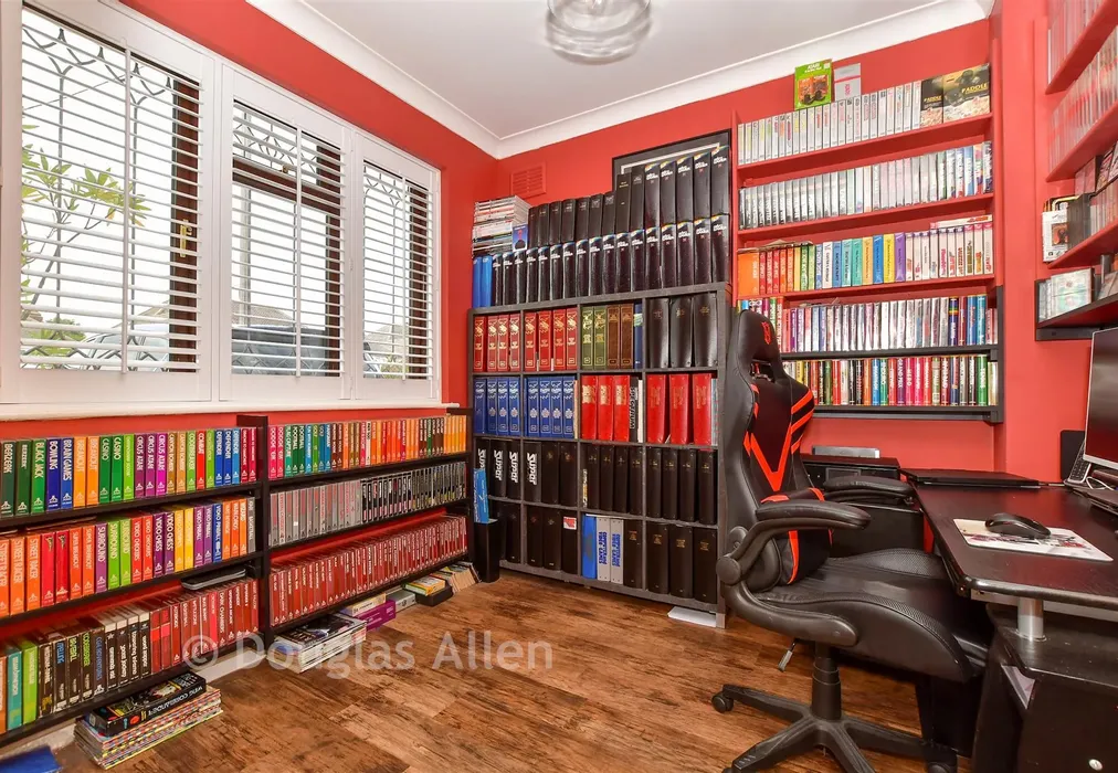 Bedroom 5 - Alfred Gardens, Wickford, Essex - Wards of Kent