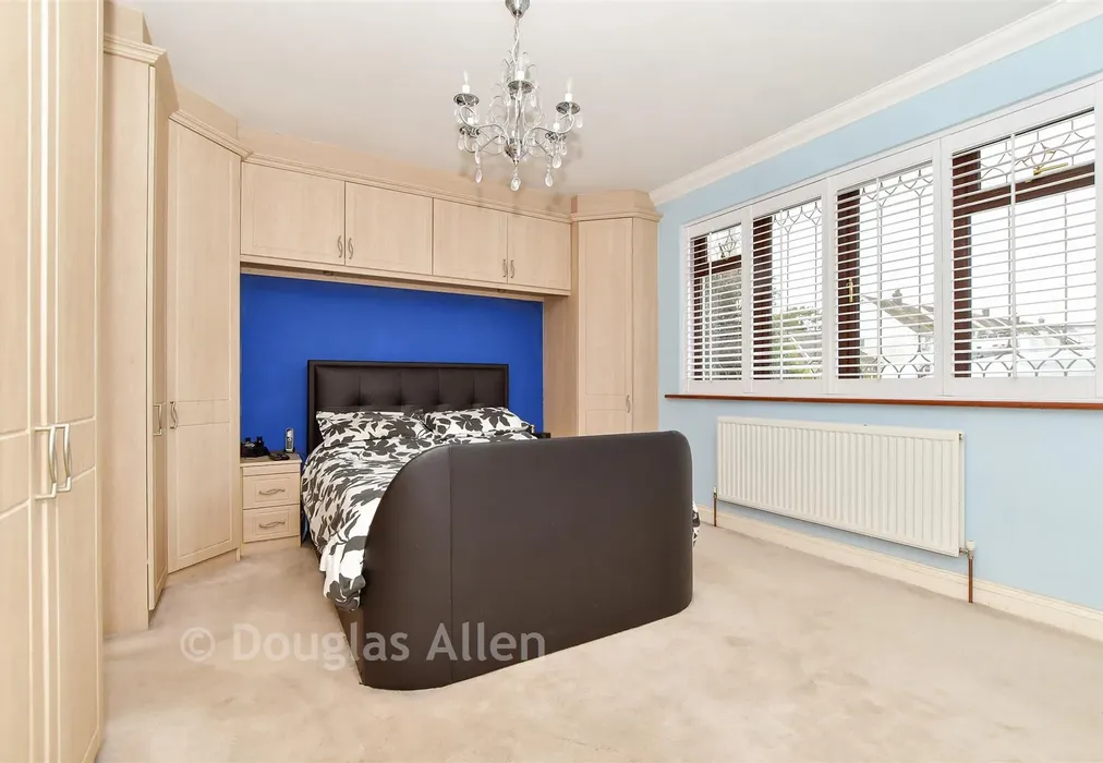 Bedroom 1 - Alfred Gardens, Wickford, Essex - Wards of Kent