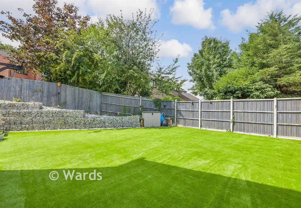 Garden - Pine Place, Maidstone, Kent - Wards of Kent