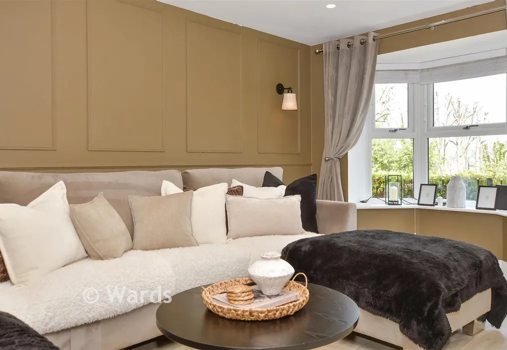 Internal Lifestyle Photograph - Pine Place, Tovil, Kent - Wards of Kent