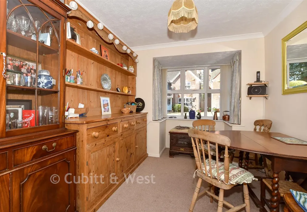 Dining Room - Foxglove Walk, Worthing, West Sussex - Wards of Kent