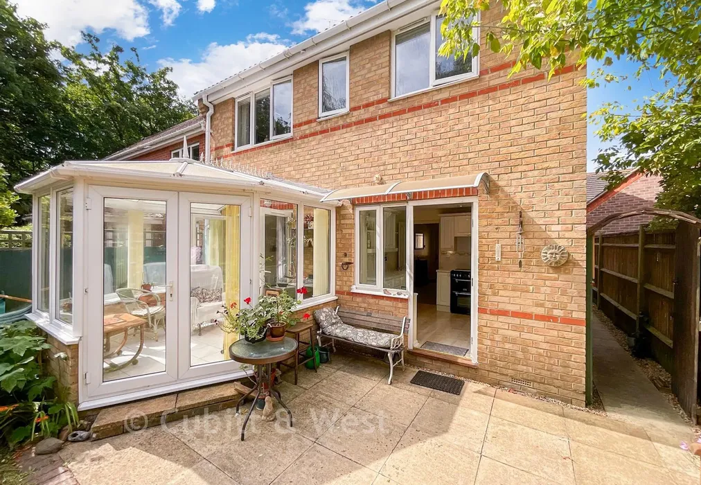 Patio** - Foxglove Walk, Worthing, West Sussex - Wards of Kent