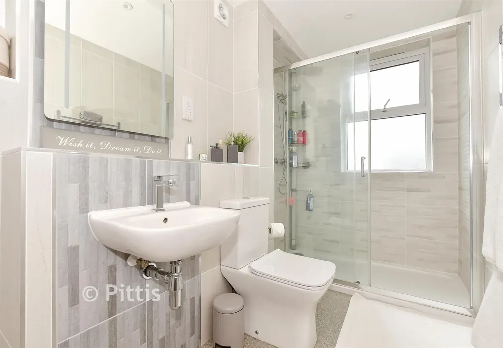 En-Suite Shower Room - Beachfield Road, Sandown, Isle of Wight - Wards of Kent