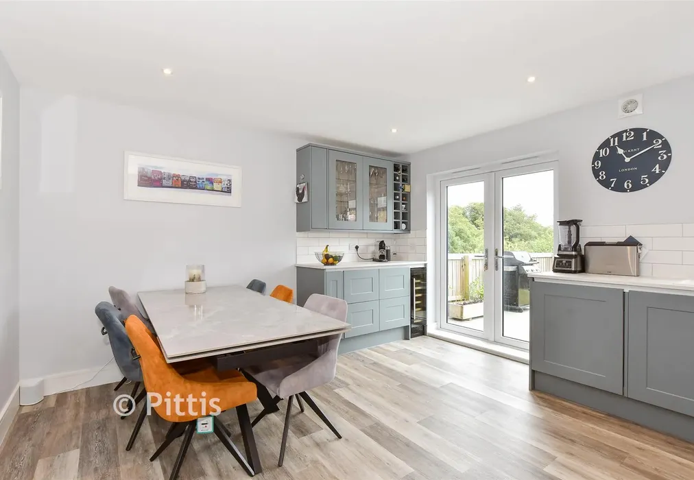Kitchen/Dining Room - Beachfield Road, Sandown, Isle of Wight - Wards of Kent