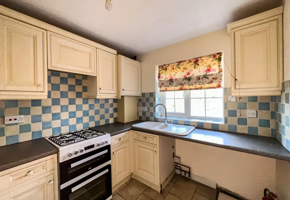 Kitchen 1 - Bicknor Lane Bicknor ME9 - Wards of Kent