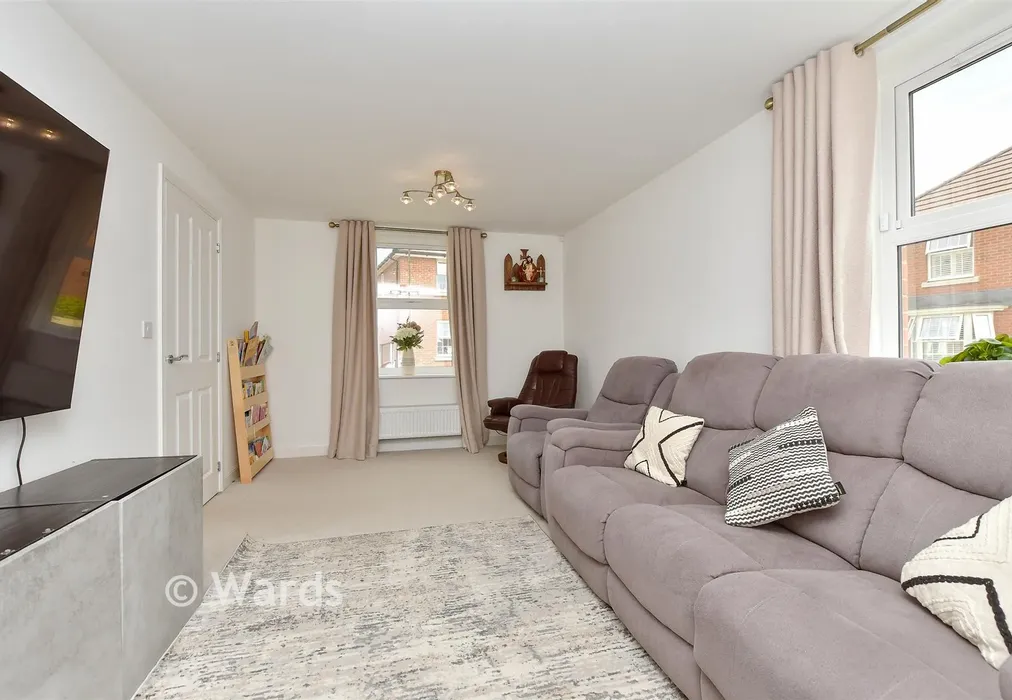 Lounge - Laxtons Crescent, Sittingbourne, Kent - Wards of Kent