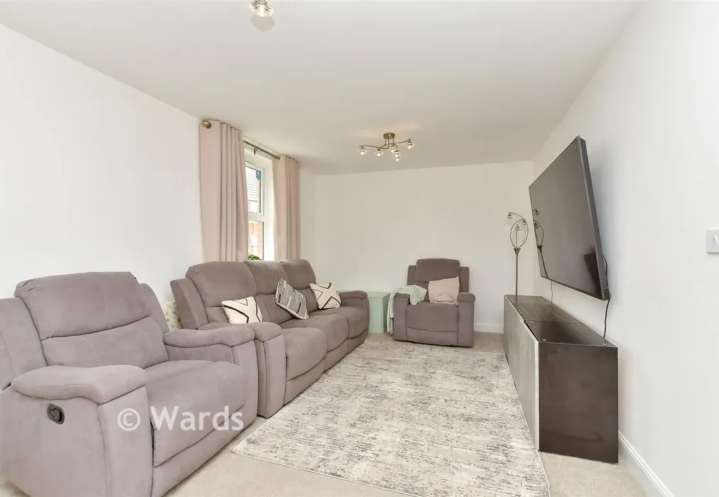 Lounge - Laxtons Crescent, Sittingbourne, Kent - Wards of Kent
