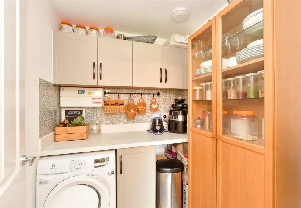 Utility Room - Laxtons Crescent, Sittingbourne, Kent - Wards of Kent