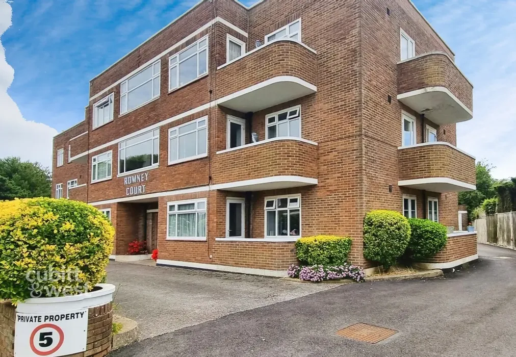 b1d9f67e-20250620... - Winchelsea Gardens Worthing BN11 - Wards of Kent