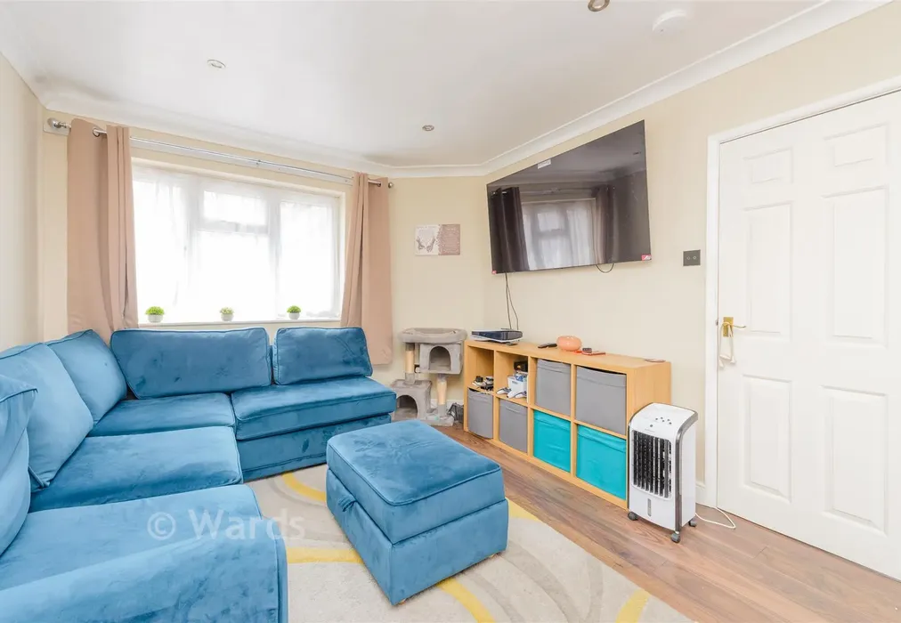 Lounge - Bellegrove Road, Welling, Kent - Wards of Kent