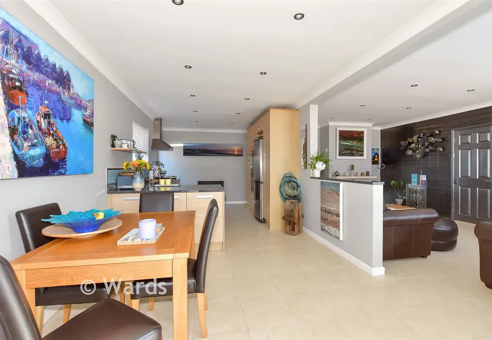 Kitchen/ Diner - Maydowns Road, Whitstable, Kent - Wards of Kent