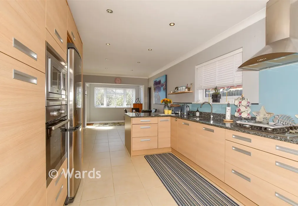 Kitchen/ Diner - Maydowns Road, Whitstable, Kent - Wards of Kent