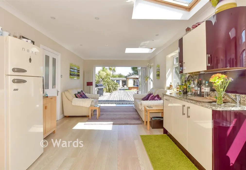 Family Room - Maydowns Road, Whitstable, Kent - Wards of Kent