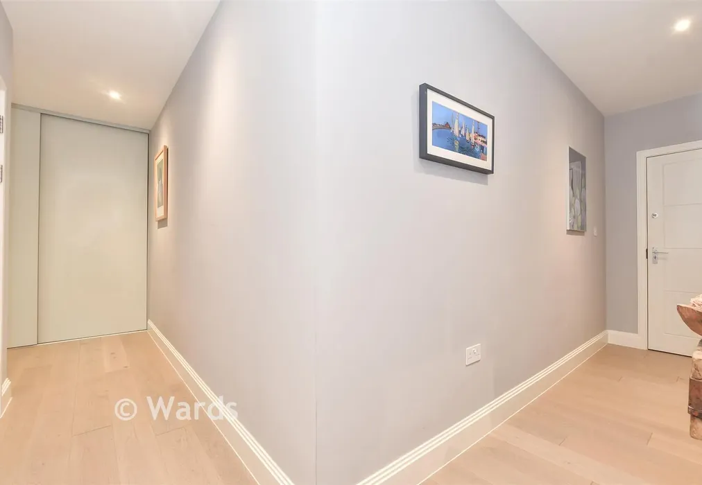 Entrance Hall - Seabrook Road, Hythe, Kent - Wards of Kent