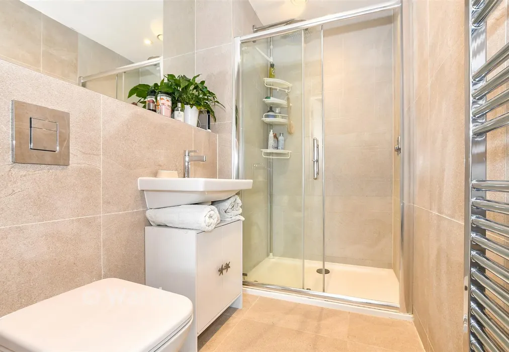 En-Suite Shower Room - Seabrook Road, Hythe, Kent - Wards of Kent