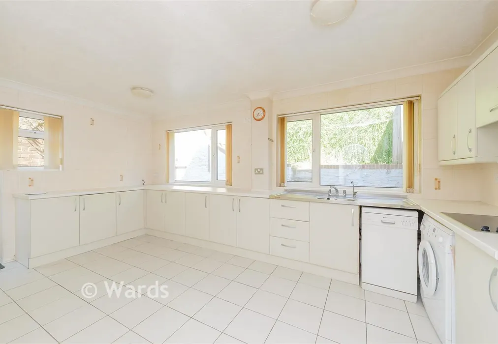 Kitchen - Princes Avenue, Walderslade, Chatham, Kent - Wards of Kent